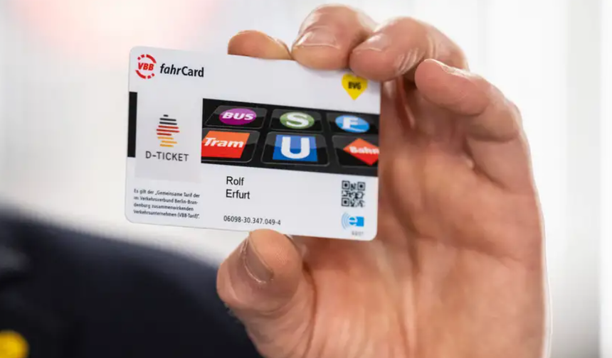 Almanya’da “Deutschlandticket” Yeniden Zamlandı