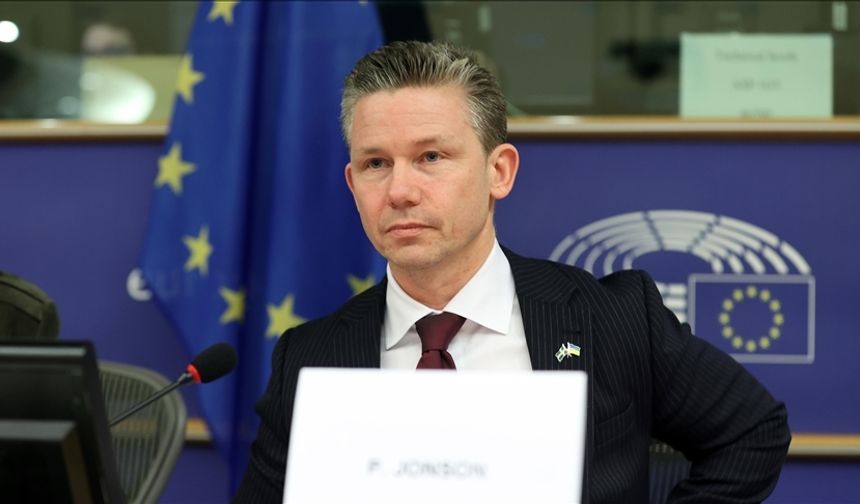 İsveç Savunma Bakanı savaşa hazırlık çağrısı yaptı