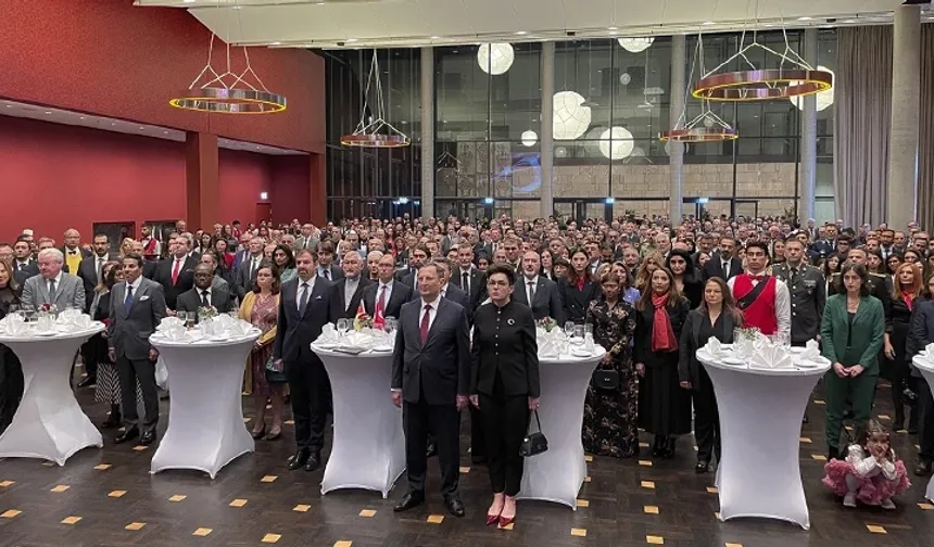 Cumhuriyet'in kuruluşu nedeniyle Almanya'da resepsiyon