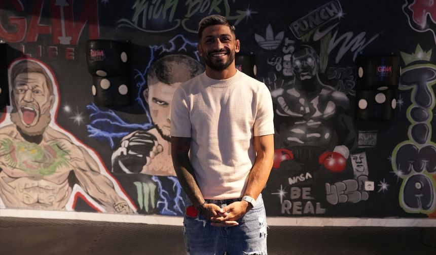 Uyuşturucu tehlikesinden uzak durmak için başladığı muaythaide dünya şampiyonu oldu