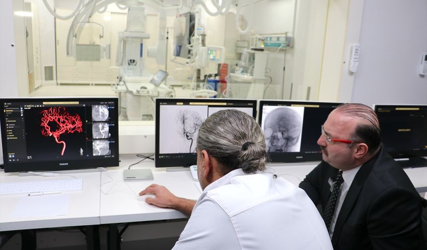 Atatürk Üniversitesi 'yeni nesil anjiyografi cihazı'yla inme hastalarına hızlı müdahale edecek