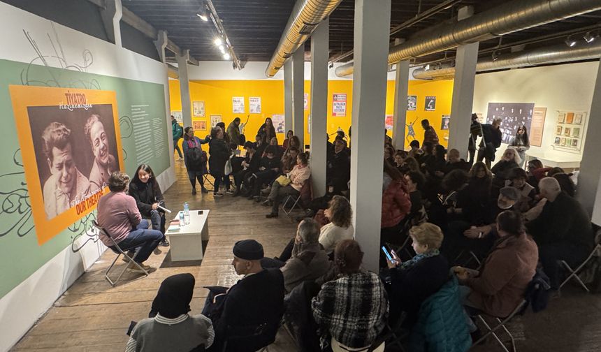 Saitali Köknar, annesi Suna Pekuysal ile babası Ergun Köknar'ı anlattı