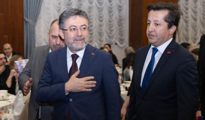 Bakan Yumaklı, Kastamonu Yöresel Yemekler ve Türk Halk Müziği Konseri programında konuştu: