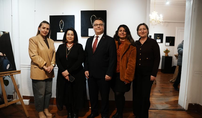 Çanakkale'de kadın sadekar Anadolu Medeniyetleri Sergisi açtı