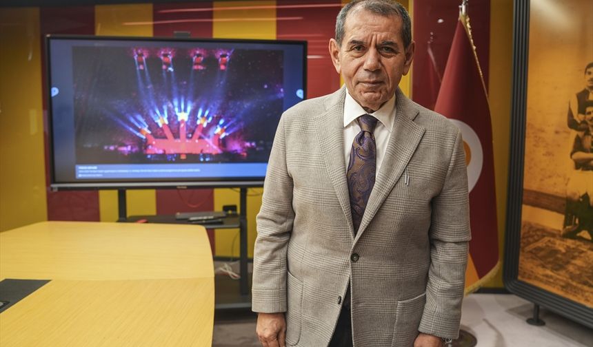 Galatasaray Kulübü Başkanı Dursun Özbek, AA'nın 'Yılın Kareleri' oylamasına katıldı