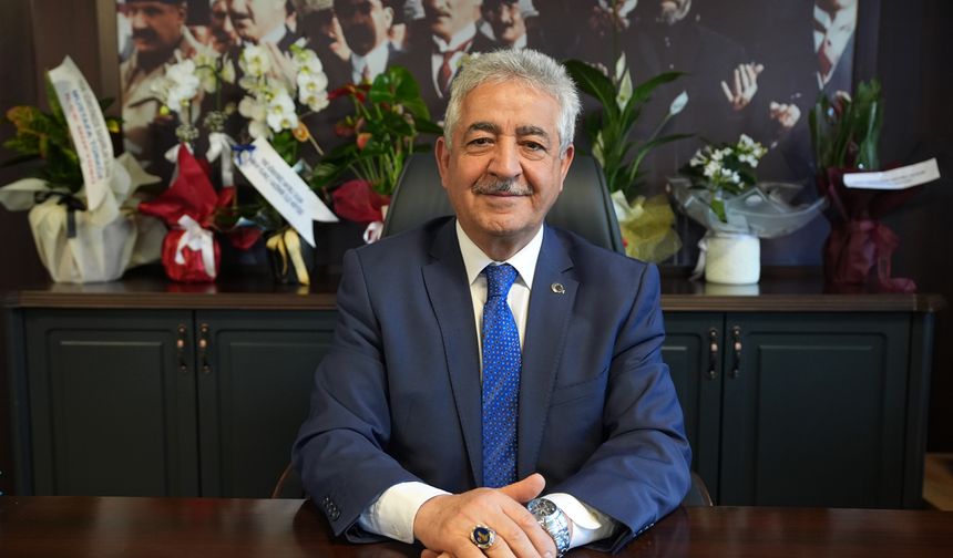 İzmir İl Müftüsü Haliloğlu, AA'nın 'Yılın Kareleri' oylamasına katıldı