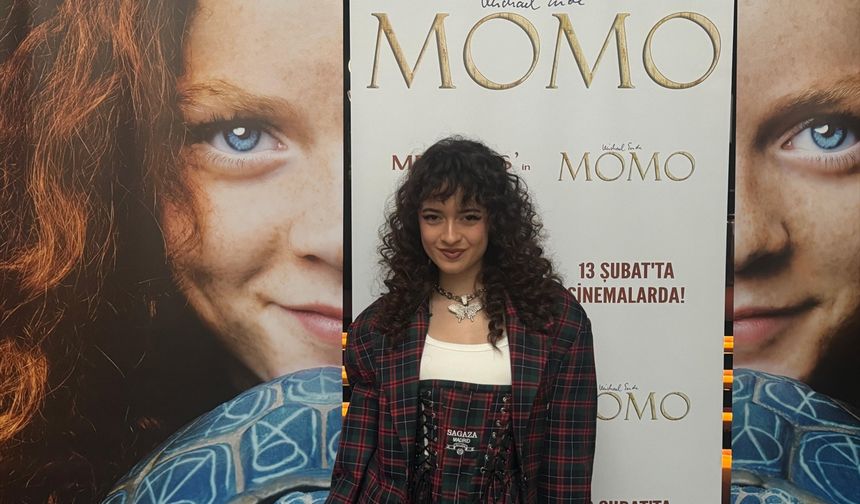 'Momo' filmi, özel gösterimde izleyicilerle buluştu