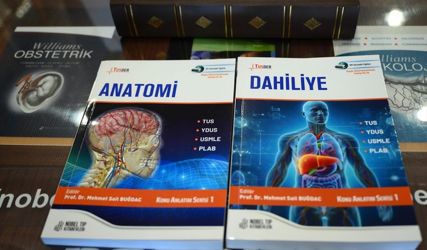 Tıp kitapları için özgün görseller sanal gerçeklikle birleştirildi