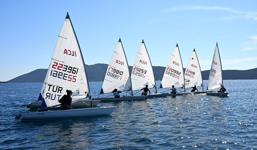 Yelkende ILCA 6 Genç Milli Takımı, Bodrum'da kamp yapıyor