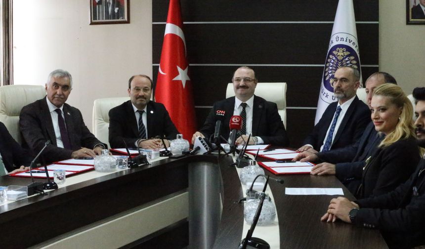 2028 Avrupa Üniversite Kış Oyunları'na aday Erzurum'da iş birliği protokolü