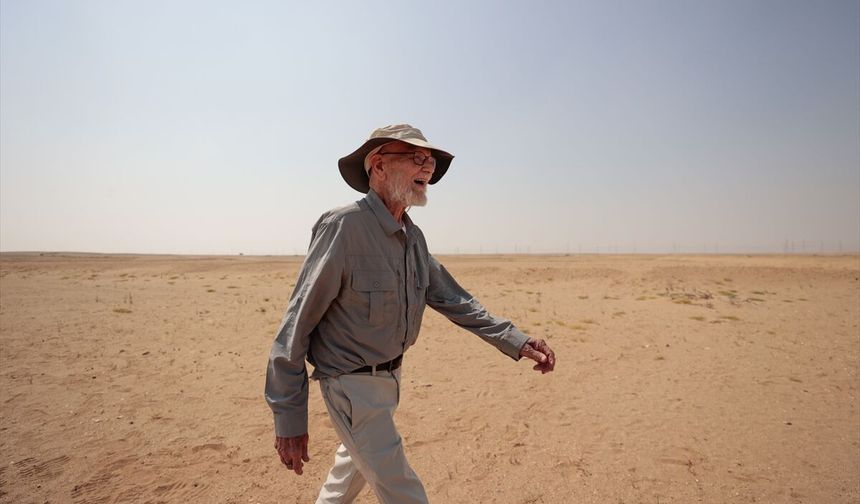 ABD'li David, eşine verdiği sözü tutmak için 83 yaşında umre yapıp hicret yürüyüşüne katıldı