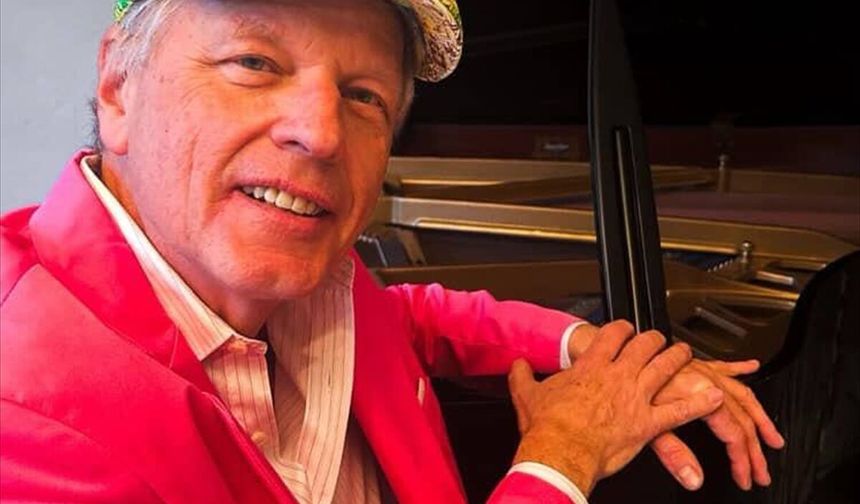 Alman piyanist Uwe Dringenberg'in Türk eserlerine yorumu, sosyal medyada yoğun ilgi gördü