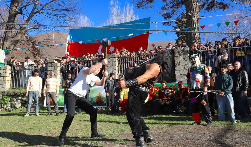 Azerbaycan'ın tarihi Şeki kentinde Nevruz coşkusu