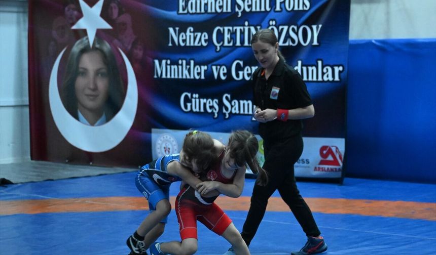 Edirne'de şehit polis Nefize Çetin Özsoy anısına güreş şampiyonası düzenlendi