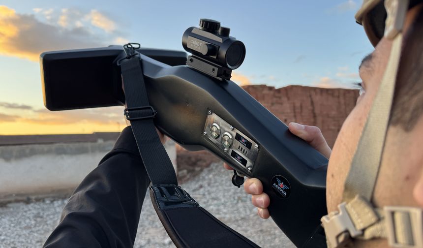 Hava sahası güvenliği için taşınabilir ve sinyal karıştırıcı dronsavar geliştirildi