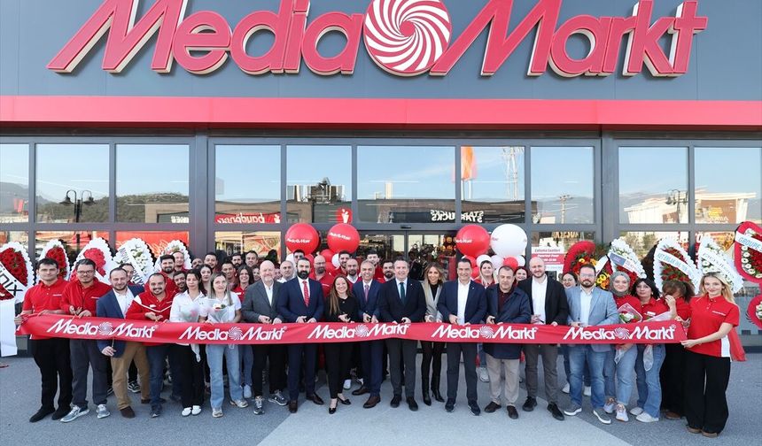 MediaMarkt Türkiye Edremit'te yeni mağazasını açtı