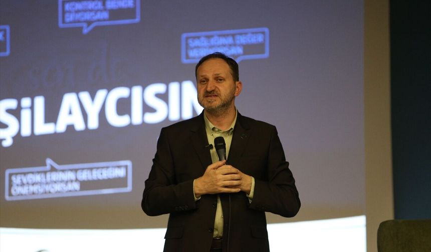 Yeşilay Genel Başkanı Dinç, üniversite öğrencileriyle buluştu