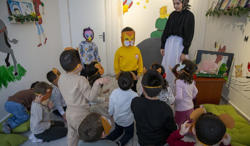 Atıl sınıftan dönüştürülen 'Masal Odası' çocukların hayal dünyasına dokunuyor