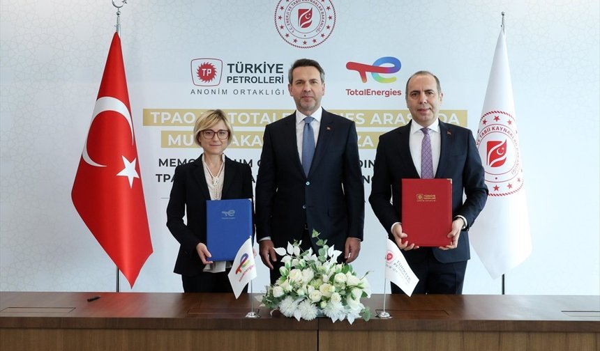 Bakan Bayraktar, TPAO ve TotalEnergies'in mutabakat zaptı imzaladığını bildirdi: