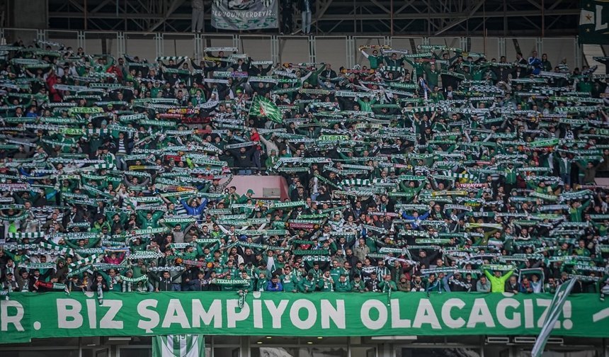 Bursaspor'un deplasman maçını 35 bin yeşil-beyazlı taraftar izledi