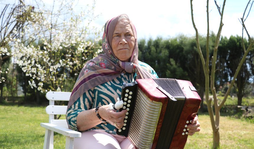 Çerkes düğünlerinin mızıkacısı Süheyla Şimşek'in yaşamı belgesele konu oldu