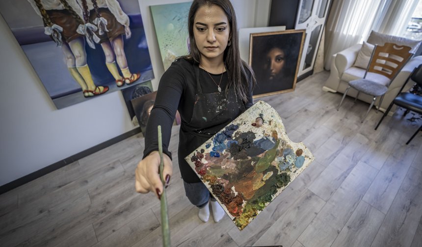 Çocuk yaşta başlayan resim tutkusu öğretmenlik ve ödüllerle taçlandı