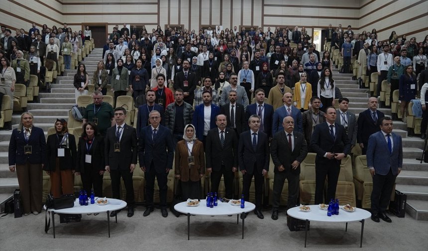 Erzurum'da 'Vakanın Zirvesi Ulusal Tıp Kongresi' düzenlendi