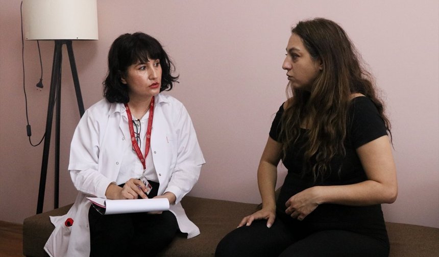 Fatma ebe 31 yıldır anne adaylarının yanında