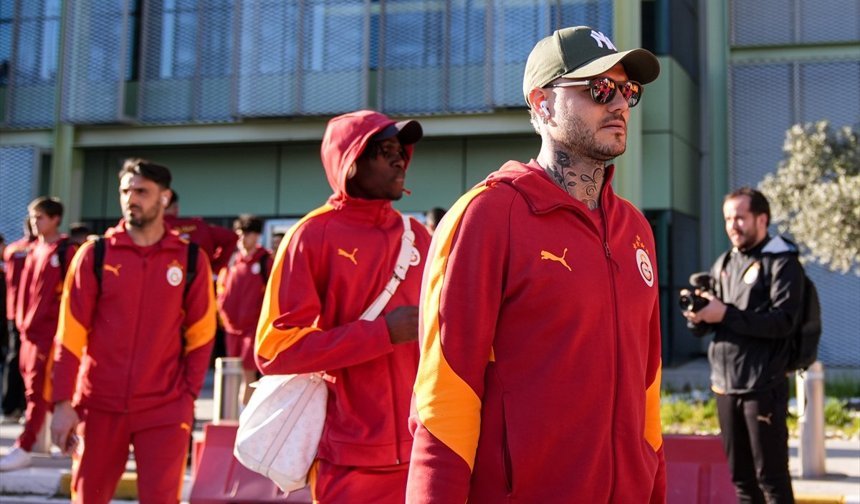 Galatasaray kafilesi, İzmir'e geldi