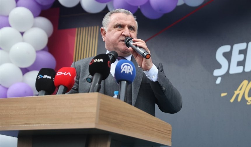 Gençlik ve Spor Bakanı Bak, Sinop Şehir Stadı'nın açılışında konuştu: