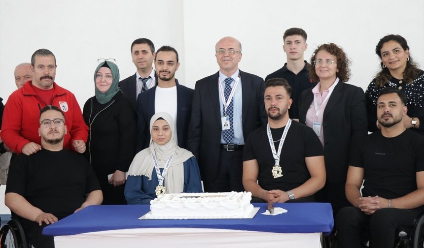 Kayseri Şehir Hastanesinin özel sporcuları para atıcılıkta dereceye girdi