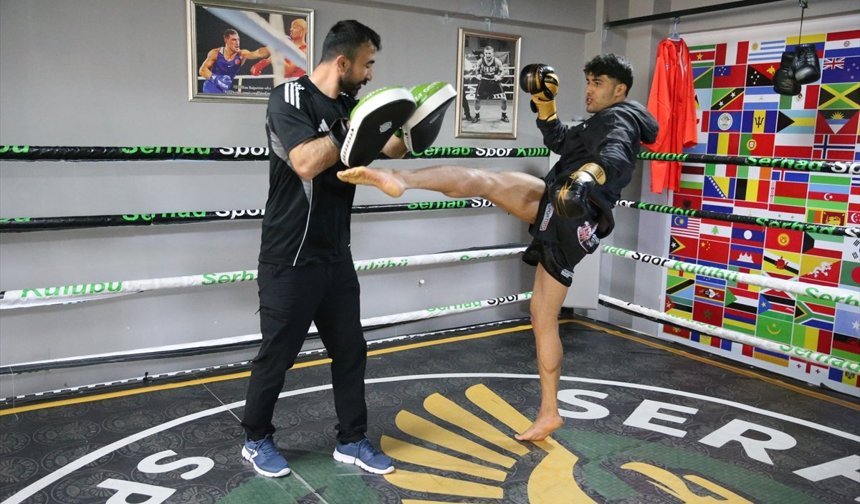 Muhammed Bilal Okay, muaythaide dünya şampiyonluğu için ringe çıkacak