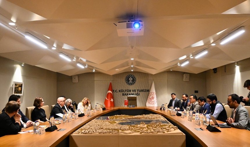 Türkiye ve Hindistan arasında sinema alanında işbirliği fırsatları görüşüldü