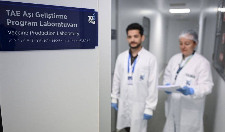 TÜSEB Aşı Enstitüsü Başkanı Prof. Dr. Ateş Kara'dan kızamık riskine karşı aşı uyarısı: