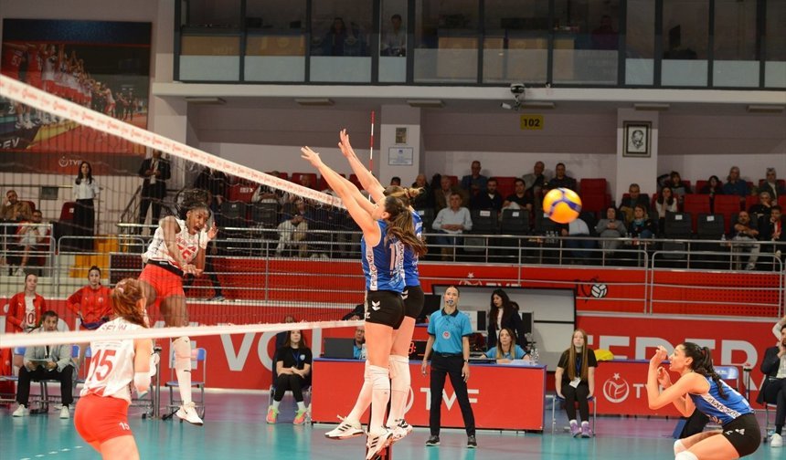 Voleybol: Vodafone Sultanlar Ligi
