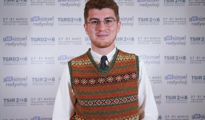 Yaşamın başlangıcına odaklanan Türk Fizikçi çalışmalarına yeni üniversitesinde devam ediyor