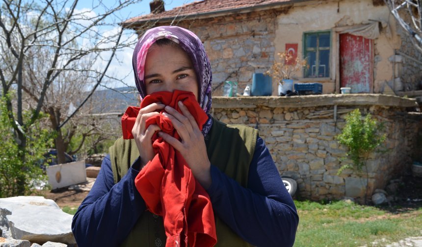 Konyalı anne 10 yıldır kayıp olan oğlundan gelecek haberi bekliyor