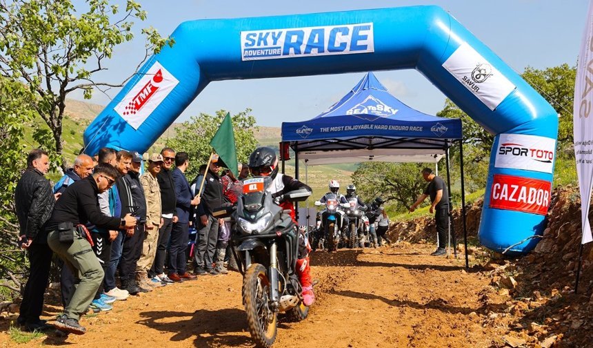 Mardin'de 'Sky Adventure' motosiklet yarışı başladı