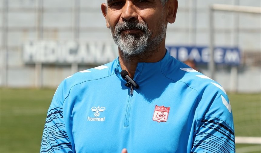 Sivasspor Teknik Direktörü İsmet Taşdemir, yeni sezon planlarını anlattı: